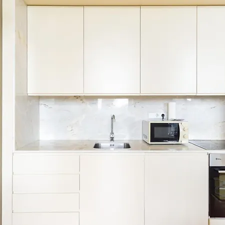 Guestready - Urban Oasis With Private Balcony Apartman *